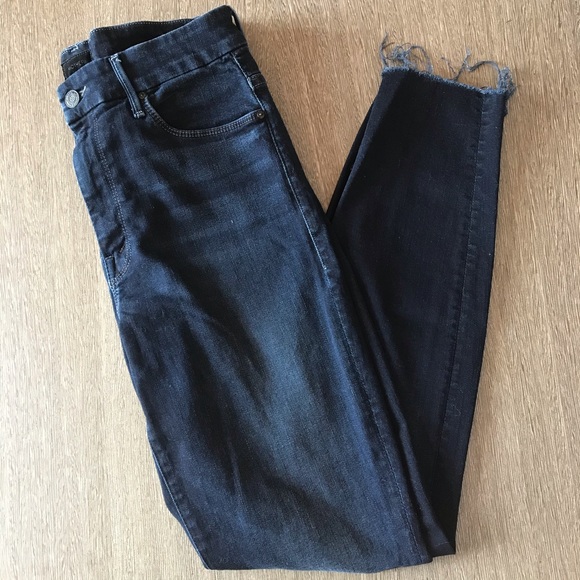 MOTHER Denim - MOTHER Dark Blue HightWaisted Ankle Fray Sz 28